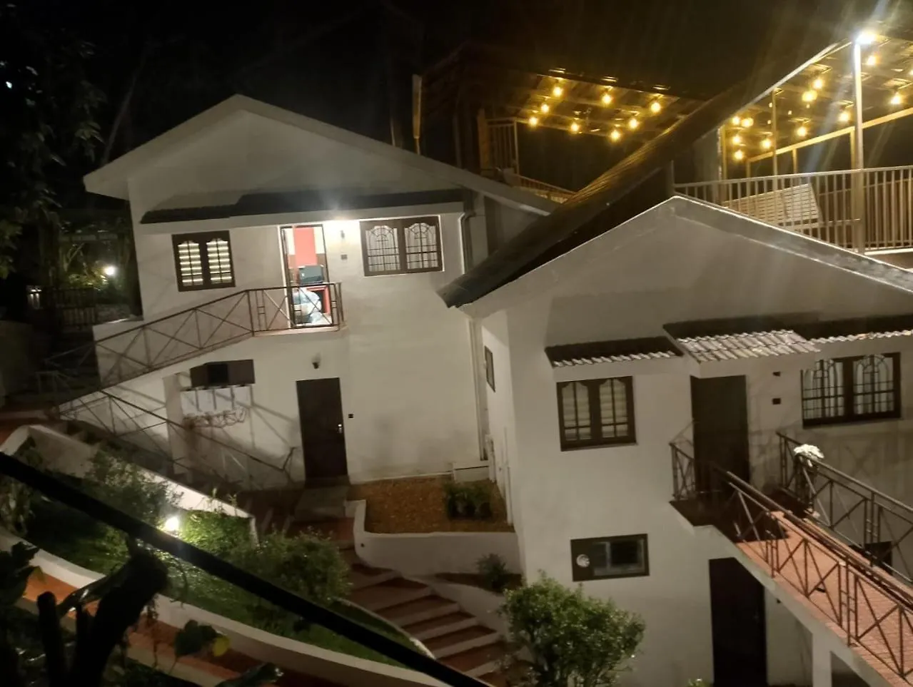 مبيت وإفطار ديفيكولام The Vintage Haven Munnar فندق مبيت وإفطار